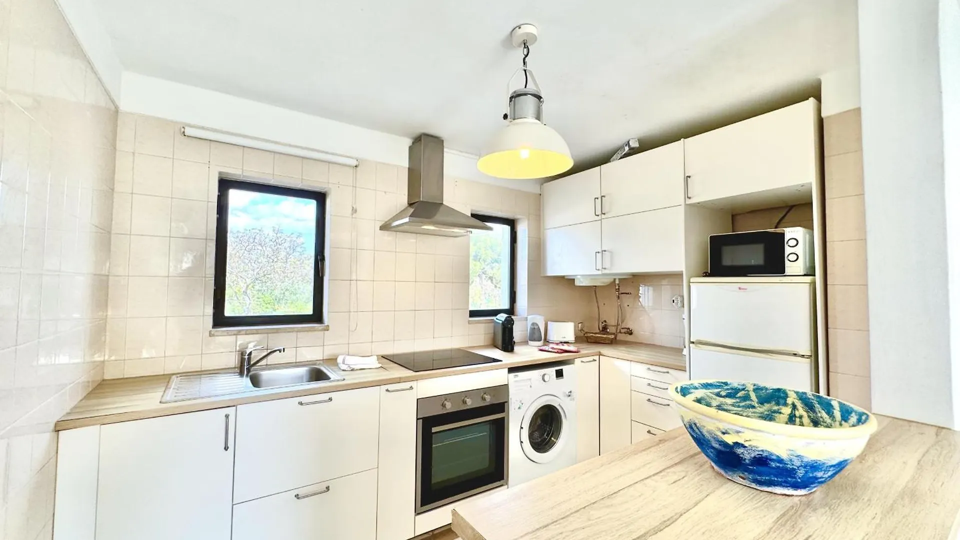 Vilamoura Central 11 With Pool By Homing 0*,  Portugal